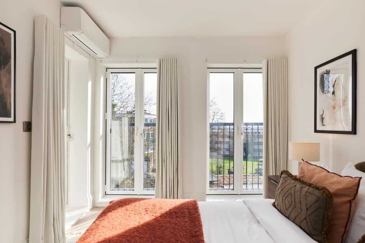 The Wembley Park Retreat - Modern 2bdr Flat With Balcony Apartment *